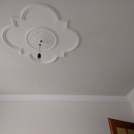 Stuckarbeiten an der Decke